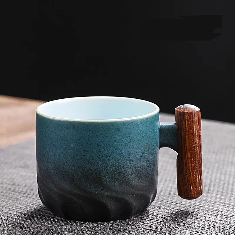 Caneca Café Espresso 70 ml em Cerâmica com Cabo de Madeira – Design Artesanal, Alta Qualidade