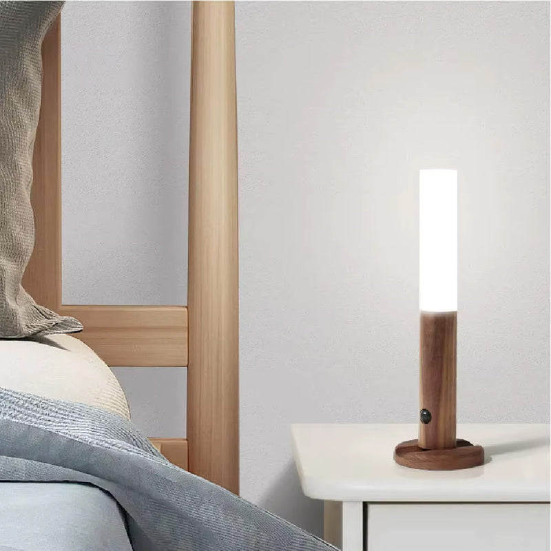 Luminária LED Magnética com Sensor de Movimento – Recarregável, Sem Fio, Ideal para Armário, Corredor e Escadas