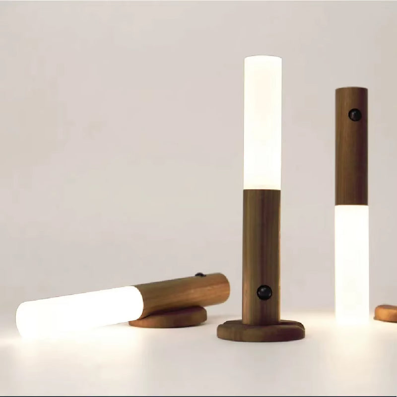 Luminária LED Magnética com Sensor de Movimento – Recarregável, Sem Fio, Ideal para Armário, Corredor e Escadas