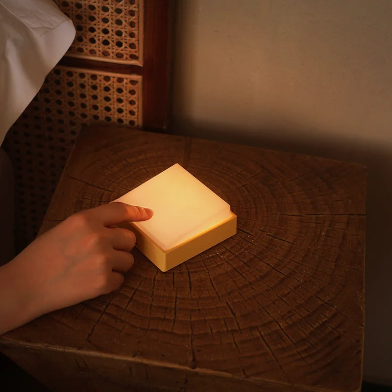 Luminária Minimalista Decorativa -  Instalação Fácil para Parede e Superfícies