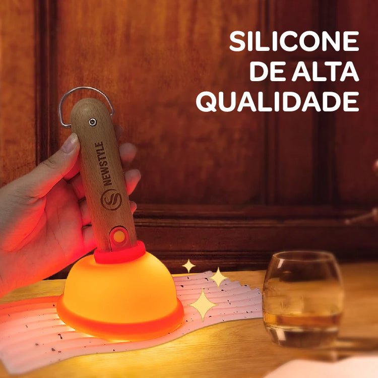 Luminária Portátil LED em Silicone – LED com 3 Modos, Ventosa e Carregamento Tipo-C